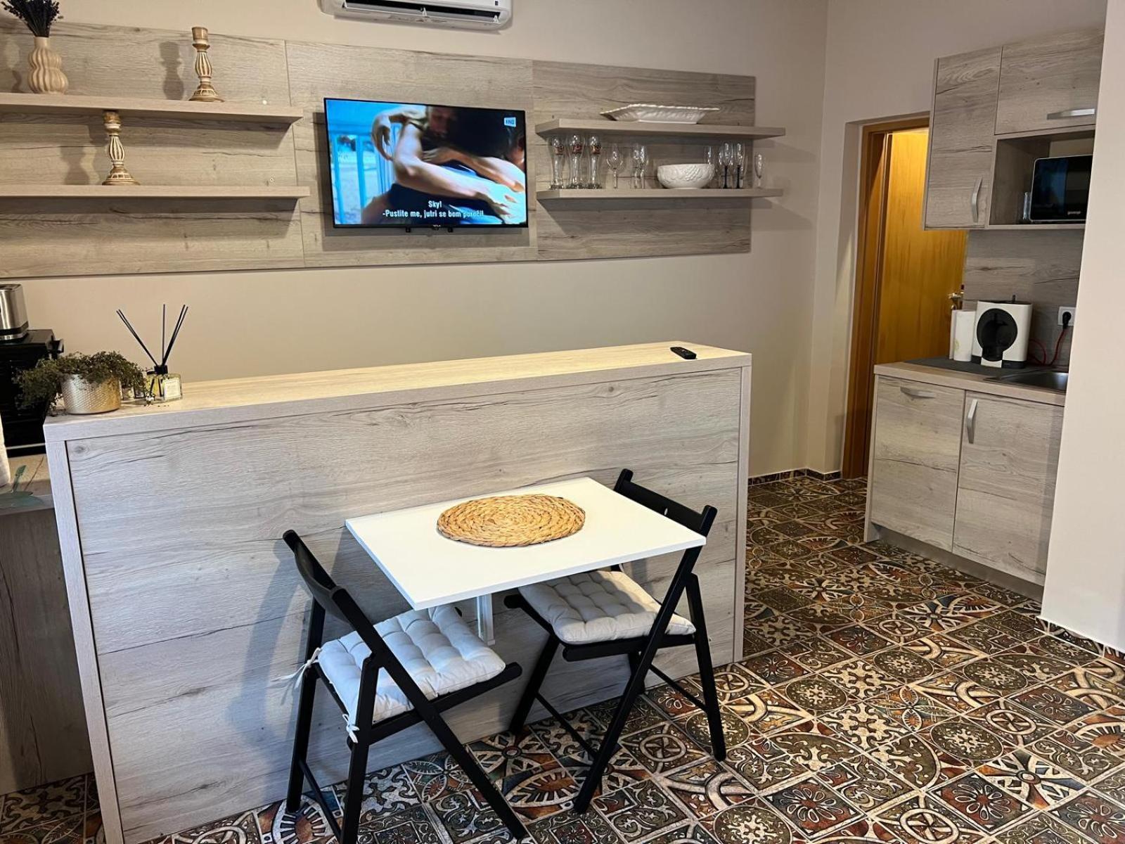 Centralpark Suites Марибор Екстериор снимка